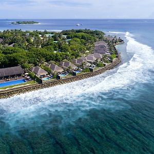 Sheraton Maldives Full Moon Resort & Spa